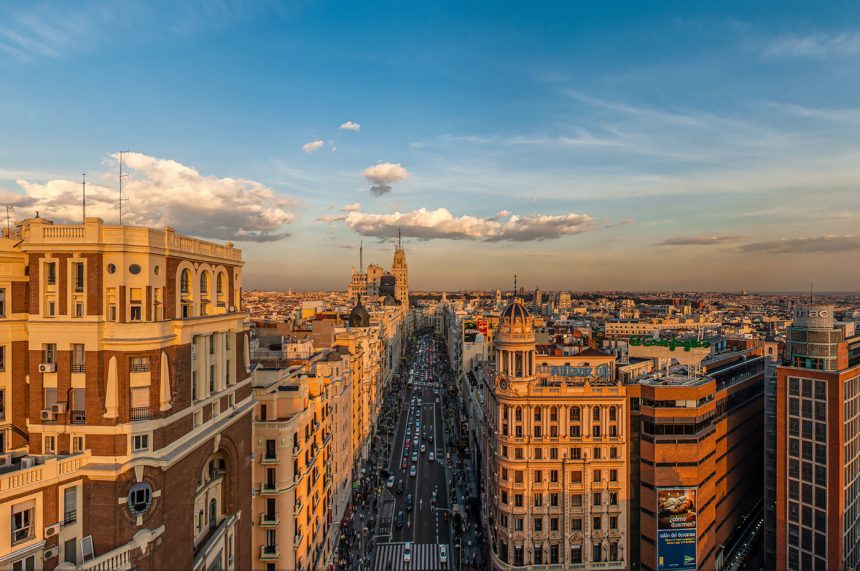 Vistas 360º desde el Edificio Capitol en la Gran Vía de Madrid